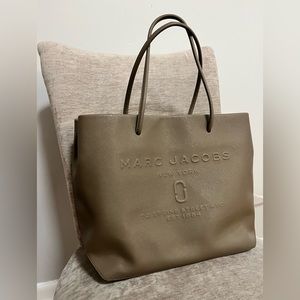 MARC JACOBS east west shopper tote in Dune/Beige